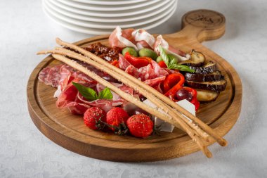 İtalyan salumi et tabağı Tablo ayarı