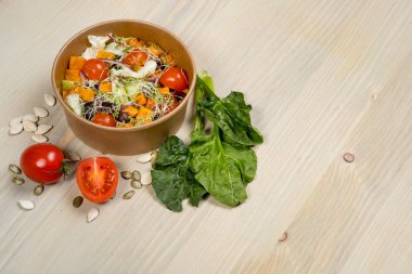 Sağlıklı ev yapımı nohut ve sebzeler salata, diyet, vejeteryan, vegan gıda, vitamini snack
