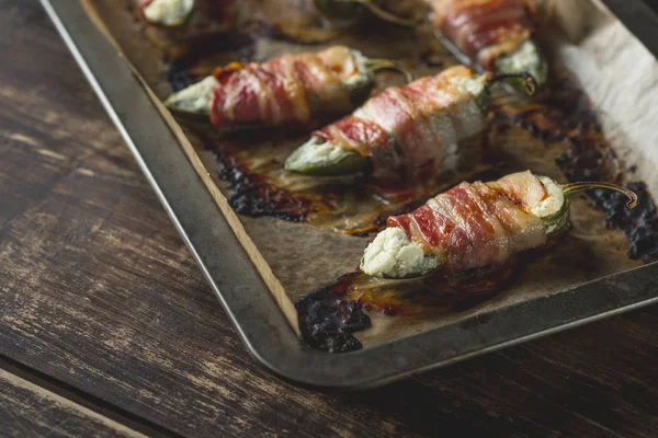 Matlagning Kryddiga Paprika Jalapeno Med Ost Och Bacon Mat Recept — Stockfoto