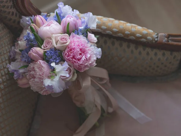 Zbliżenie Zdjęcie Piękny Ślub Bukiet Pastelowych Różowe Fioletowe Kwiaty Tle — Zdjęcie stockowe