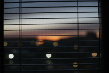 Alacakaranlık penceresinden