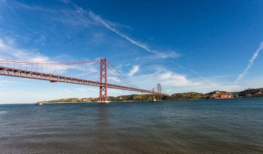  25 Nisan köprü Lizbon, Portekiz.