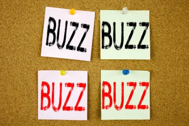 Kavramsal el renkli yapışkan not yakın çekim Buzz iş kavramı Buzz kelime llustration için gösterilen metin resim yazısı ilham yazma