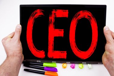 CEO tablete, ofiste marker, kalem, ileti örneği ile yazılmış metni. İş kavramı kopya alanı ile işletim lider iş Başkan beyaz arka planı için