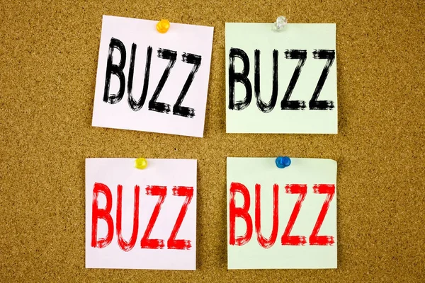 Conceptual hand writing text caption inspiration showing Buzz Concepto de negocio para la ilustración de Buzz Word en el colorido Sticky Note close-up — Foto de Stock