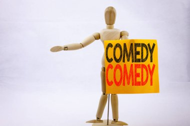 Kavramsal el komedi iş kavramı Stand Up komedi alan yapışkan not heykel zemin üzerine yazılmış mikrofon için gösterilen metin resim yazısı ilham yazma