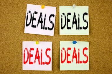 Kavramsal el fırsatlar iş kavramı reklam için renkli yapışkan not yakın çekim gösteren metin resim yazısı ilham yazma