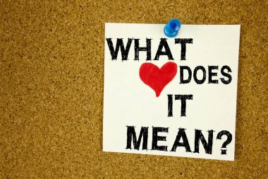 Kavramsal el soru ne anlama gösterilen metin resim yazısı ilham yazma. İş kavramı soru ve yapışkan not, hatırlatma mantar arka plan kopya alanı ile yazılı bilinmeyen aşk için