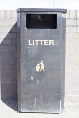 En iyi çöp üzerinde yazı ile bin