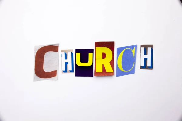 Ein Wortschreibtext, der das Konzept der Kirche aus verschiedenen Zeitschriftenbriefen für Business Cases auf weißem Hintergrund mit Kopierraum zeigt — Stockfoto