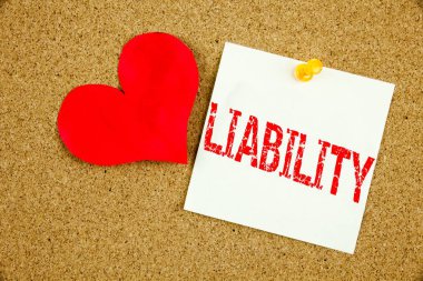 Kavramsal el sorumluluk kavramı sorumluluk yasal suçla Risk ve yapışkan not, yazılı aşk için gösterilen metin resim yazısı ilham yazma hatırlatma mantar arka plan kopya alanı ile