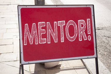 Kavramsal el akıl hocası gösterilen metin resim yazısı ilham yazma. İş kavramı için rehber öğretmen antrenör hocası danışman öğretmen duyuru yol işaret arka plan ve kopya alanı ile yazılı