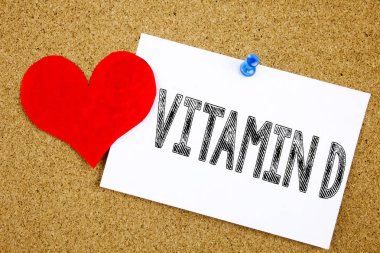Kavramsal el D vitamini kavramı Mineral takviyeleri yiyecek ve yapışkan not, hatırlatma mantar arka plan kopya alanı ile yazılı aşk için gösterilen metin resim yazısı ilham yazma