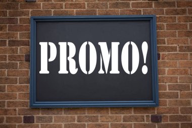 Kavramsal el duyuru Promo gösterilen metin resim yazısı ilham yazma. İş kavramı Promo Satış alışveriş ürün tanıtımı kopya alanı çerçeve eski tuğla zemin üzerine yazılmış için