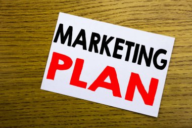 Pazarlama planı. İş kavramı başarılı yapışkan not, ahşap ahşap arka plan kopya alanı ile yazılı Strateji planlama için.