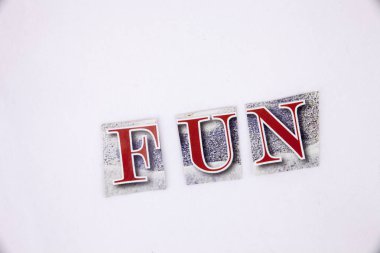 Eğlence kavramı gösterilen metin yazma bir kelime farklı dergi gazete mektup için iş kavramı kopya alanı ile beyaz zemin üzerine yapılmış