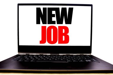 Yeni iş gösteren el yazısı metin. İşe işe işe alım yazılı için alan office profili monitör açık ekran, beyaz zemin üzerine yazma iş kavramı.