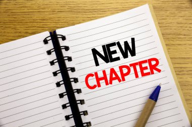 Word, yeni bölüm yazma. Yeni gelecek kalem marker ile eski ahşap ahşap arka plan üzerinde kopya alanı ile not etmek üstünde yazılı hayata başlayan iş kavramı