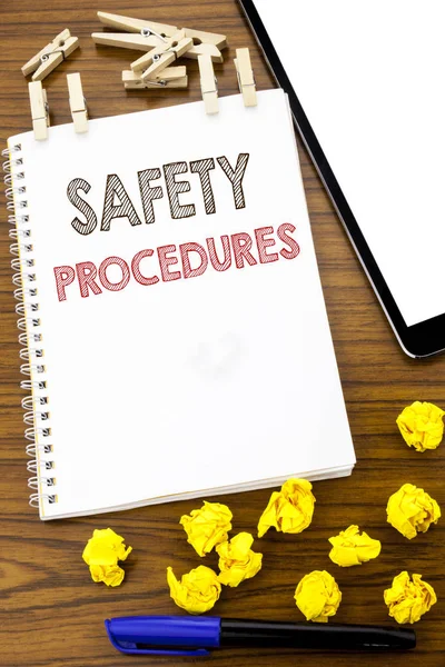 Writing text showing Safety Procedures. Business concept for Accident Risk Policy written on note paper with folded Meaning Thinking paper on the wooden background with marker and coffee — Stock Photo, Image