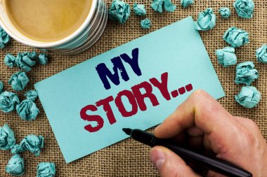 Not My Story gösterilen yazılıyor... Biyografi başarı kişisel geçmişi profil adam tutarak Kalem tarafından yapışkan not kağıdına jüt arka plan Kupası yazılı portföy vitrine iş fotoğraf