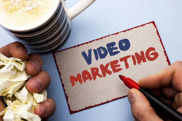 Zápis poznámky zobrazuje Video Marketing. Obchodní fotografie představí — Stock fotografie