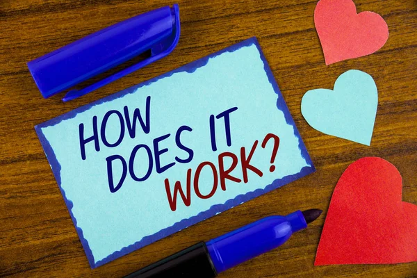 Writing note showing  How Does It Work Question. Business photo showcasing asking about device or machine operation Tutorial written on Sticky note paper on the wooden background Hearts next to it — Stock Photo, Image