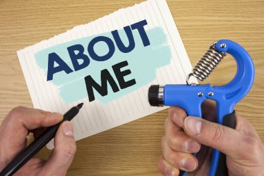 Benim kişisel özellikleri bilgi hoşlandığı ve hoşlanmadığı şeyleri kavramı için bilgi vitrine kavramsal el yazılı gösteren hakkında bana iş fotoğraf