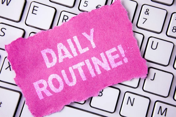Conceptual hand writing showing Daily Routine Motivational Call. Business photo showcasing Everyday good habits to bring changes written on Tear Sticky note paper placed on White Keyboard. — Stock Photo, Image