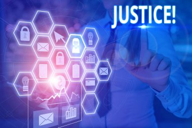 Adaleti gösteren bir not yazıyorum. Çelişkili iddiaların ya da atamaların tarafsız ayarlarını gösteren iş fotoğrafı. Modern akıllı aygıtla Resim Fotoğraf Ağı şeması.