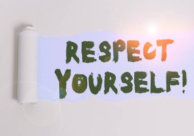 Kelime yazma metni Kendine Saygı duy. Size iyi davranılması ve iyi davranılması için iş konsepti ortadan ikiye bölünmüş karton düz bir masa arkaplanı üzerine yerleştirilir.