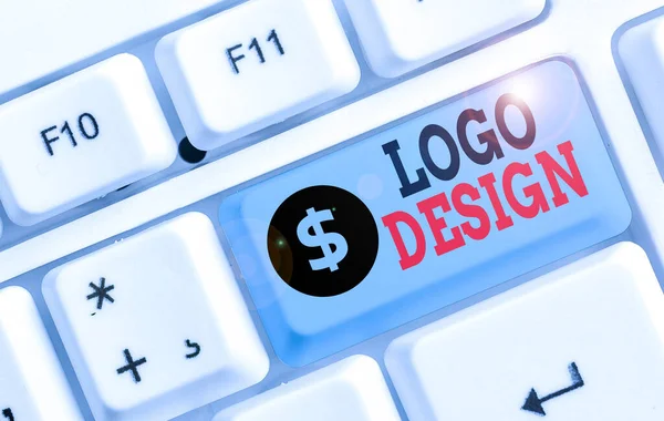 Nota de escrita mostrando Logo Design. Foto de negócios mostrando uma representação gráfica ou símbolo do nome da empresa ou marca registrada . — Fotografia de Stock