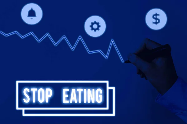 食べるのをやめるというメモを書く。口の中に食物を入れたり摂ったりする行為をやめるビジネス写真. — ストック写真