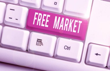 Serbest Ders 'i gösteren not yazılıyor. İş fotoğrafı serisi dersler veya öğretim becerileri Beyaz arka planda notalı beyaz pc klavye gerekir.