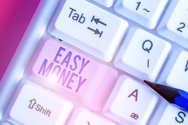 Manuscrito texto Easy Money. Conceito que significa dinheiro que é facilmente ter e às vezes desonestamente ganhou . — Fotografia de Stock