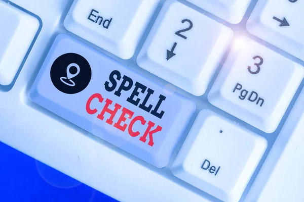 Sms-teken met Spell Check. Conceptuele foto om een computerprogramma te gebruiken om spelfouten te vinden en te corrigeren. — Stockfoto