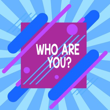 Mesaj işareti Kim olduğunu gösteriyor. Kavramsal fotoğraf birisi size göstermelik arkaplanınızı ya da geçmişinizi soruyor asimetrik biçimsiz şekil şekil nesne ana hatları çoklu renk tasarımı.