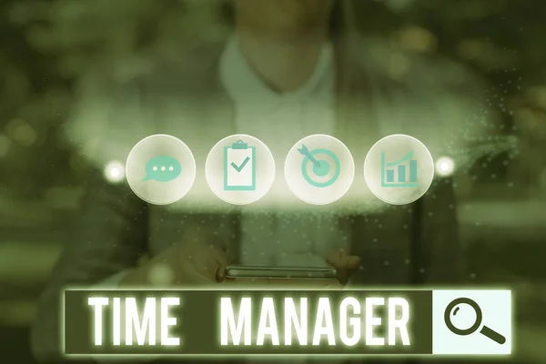 Sinal de texto mostrando Time Manager. Processo fotográfico conceitual de planejamento e exercício do controle consciente do tempo . — Fotografia de Stock