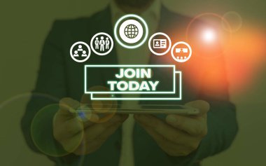 Enter Today 'i gösteren bir not yazıyorum. Yeni bir grup üyesi olmak ya da organizasyona kaydolmak için iş fotoğrafı sergisi.