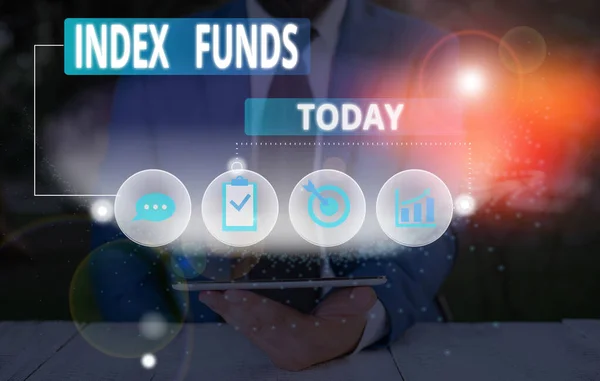 Handschrift tekstschrijven Index fondsen. Begrip onderling fonds dat is opgebouwd om de aandelen van een marktindex te matchen. — Stockfoto