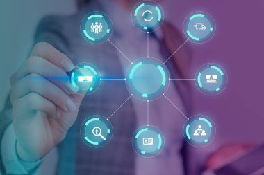 Modern teknoloji akıllı aygıtında ağ sisteminin fotoğrafı. Şematik ağ haberleşme bilgisinin resimli resim simgesi