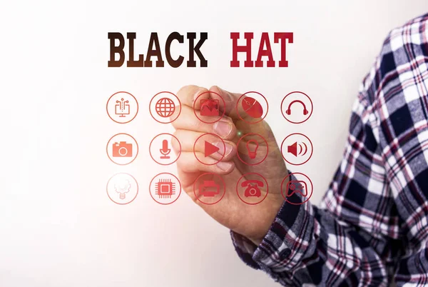 Konceptualny rękopis pokazujący Black Hat. Biznes zdjęcie tekst używany w odniesieniu źle demonstrujące zwłaszcza złoczyńcy lub przestępcy. — Zdjęcie stockowe