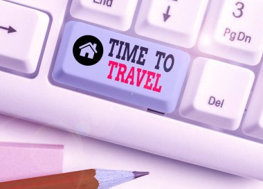 Word metin zaman-yolculuğu yazma. Hareket veya bir yerden diğerine tatile gitmek için iş kavramı.