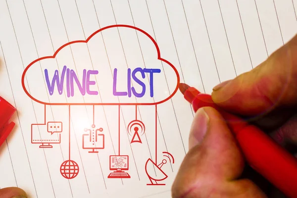 Nota de escritura que muestra la lista de vinos. Foto de negocios mostrando menú de selecciones de vino para la compra típicamente en un restaurante . — Foto de Stock