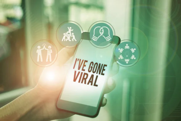 我是Ve gone Viral 。医学术语的商业概念，用于描述小传染媒介. — 图库照片