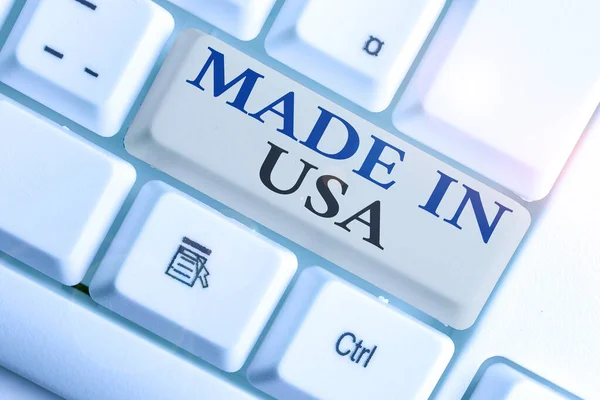 Teks tulisan tangan Dibuat di Usa. Konsep yang berarti merek Amerika Serikat Produk lokal yang Diproduksi . — Stok Foto
