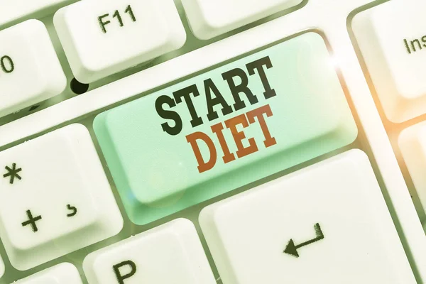 Tekst pisania słów Start Dieta. Koncepcja biznesowa dla żywności specjalnego przeznaczenia żywieniowego, do której demonstracja ogranicza się. — Zdjęcie stockowe