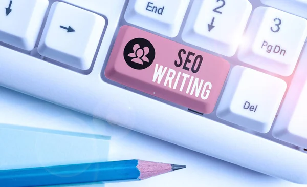Tekst schrijven Seo Writing. Bedrijfsconcept voor het trekken van de aandacht van de zoekmachines met behulp van specifieke woord. — Stockfoto