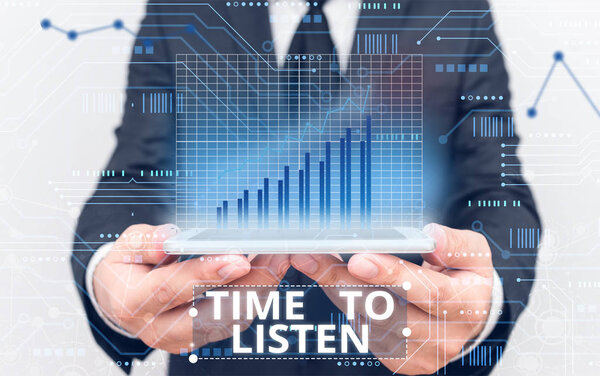 Текстовый знак, показывающий время слушать. Уделите внимание кому-то или чему-то, чтобы услышать
.