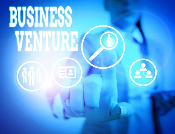 Word σύνταξη κειμένου Business Venture. Επιχειρηματική ιδέα για νέες επιχειρήσεις που σχηματίζεται με ένα σχέδιο και αναμένουν κέρδος. — Φωτογραφία Αρχείου