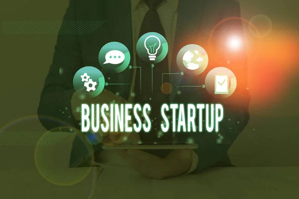 Texto de escritura a mano Business Startup. Concepto que significa empresa que se encuentra en la primera etapa de sus operaciones . —  Fotos de Stock